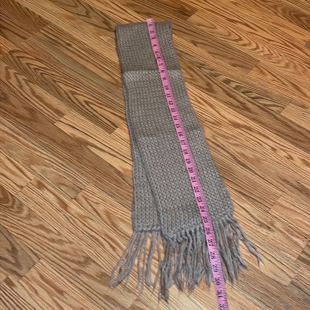 ARIS Scarf, Rose Beige - Picture 5 of 6